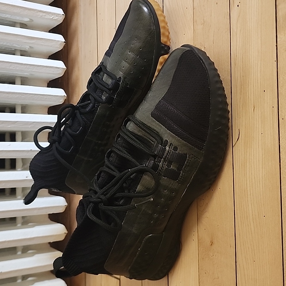 Under Armour Project Rock 1 Sneakers ' Black Gum' size 9.5
